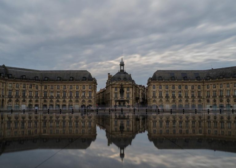Where is the World’S Largest Reflection Pool