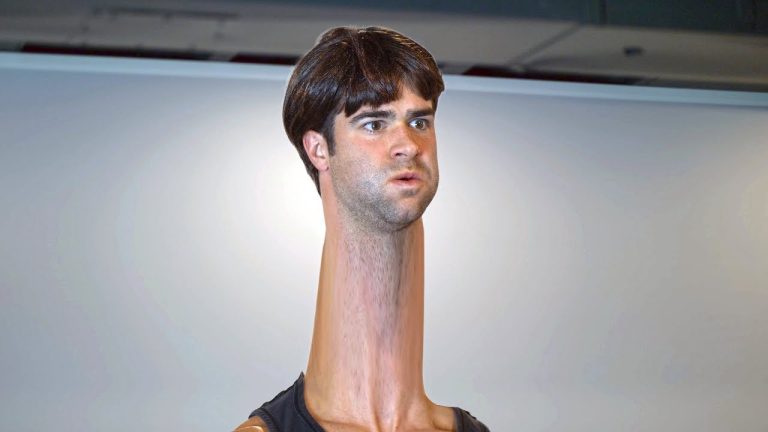 Who Has the Longest Neck in the World