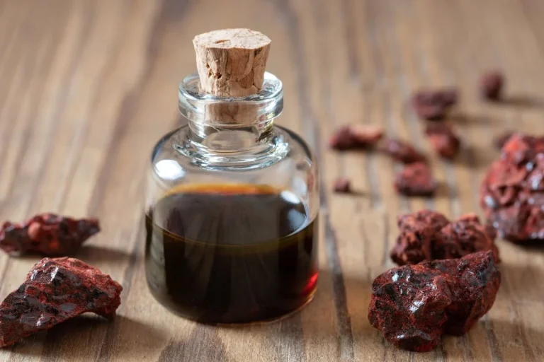 How to Make Dragon’s Blood Oil
