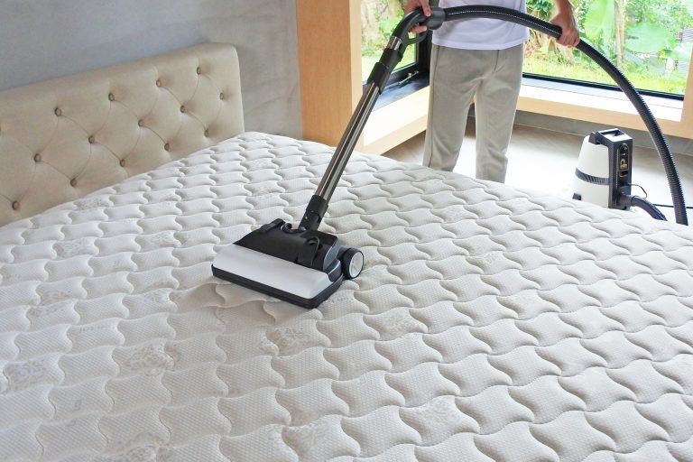 Can You Clean a Pillow Top Mattress With a Carpet Cleaner?